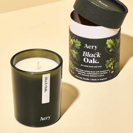 Aery Living Black Oak Scented Candle - Cedarwood Cardamon & Nutmeg