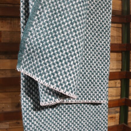 Twill Silver Grey & Emerald Cloth Throw