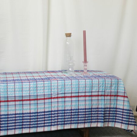 Biscay Seersucker Tablecloth 50x90"