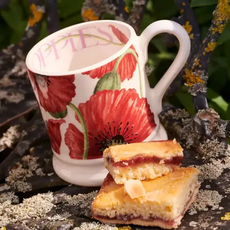 Red Poppy 1/2 Pint Mug