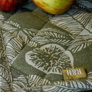 Fig Tree Burnt Olive Pot Holder