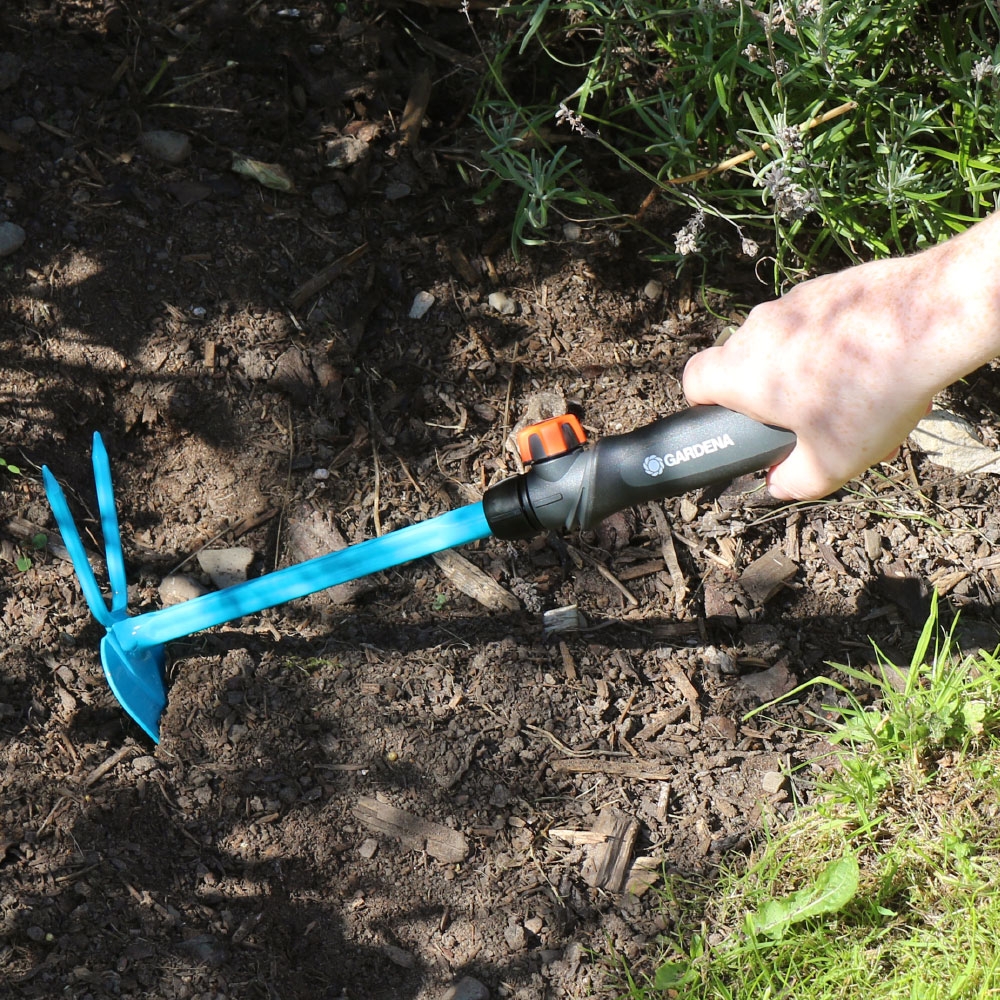 Gardena Combisystem Hand Hoe - Beetham Nurseries