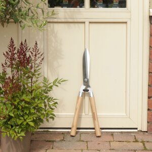 Kent & Stowe Wooden Handled Hedge Shears