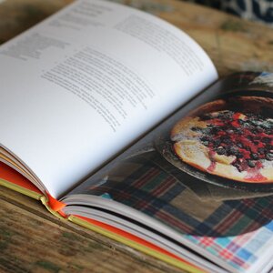 Lazy Baking - Really Easy Sweet & Savoury Bakes by Jessica Elliott Dennison