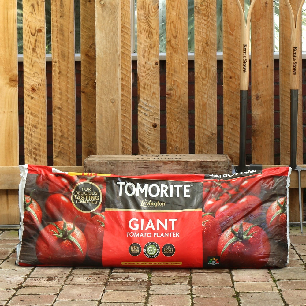 Levington Tomorite® Giant Planter With Seaweed 52 Litre Beetham