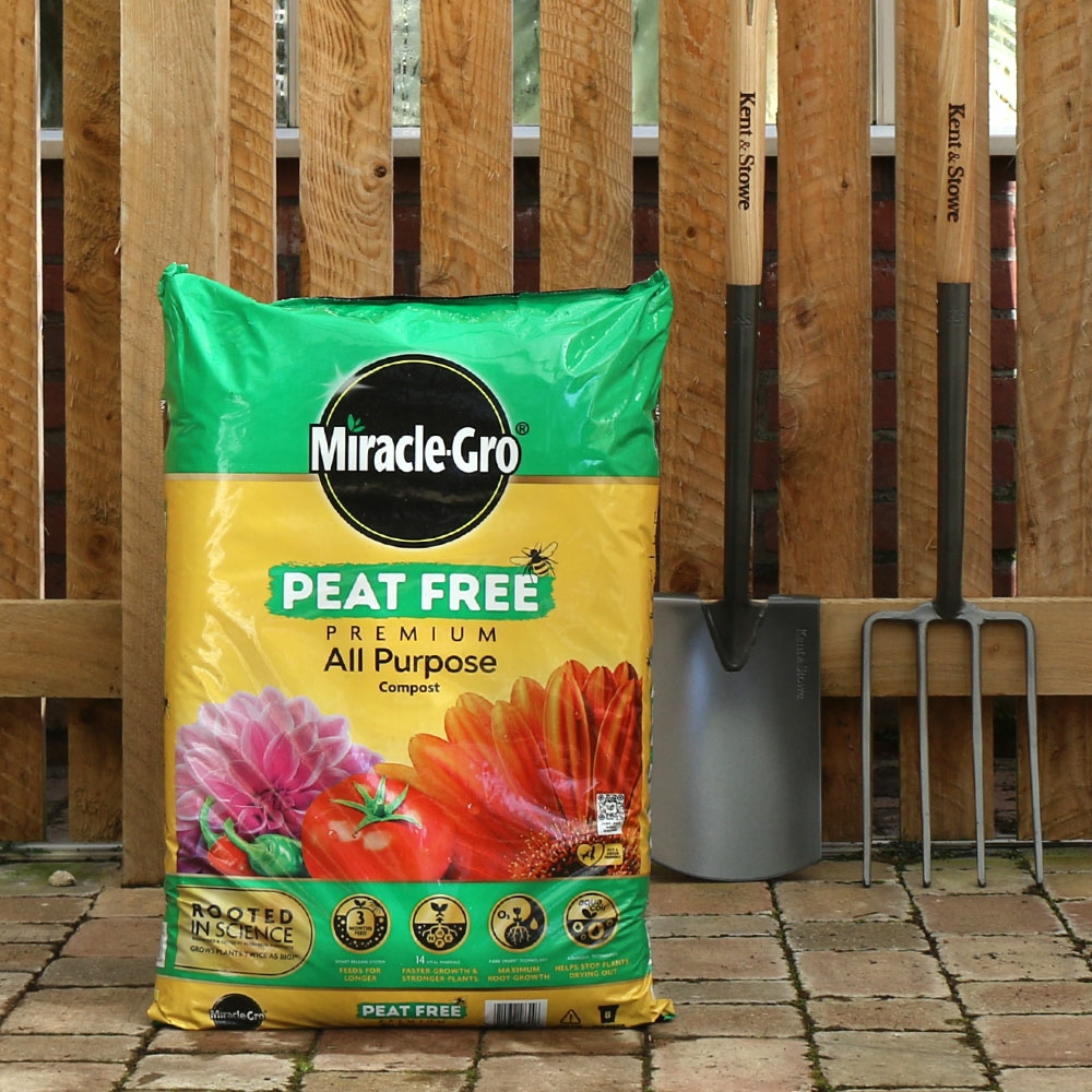 MiracleGro Premium All Purpose Peat Free Compost 40 Litre Beetham
