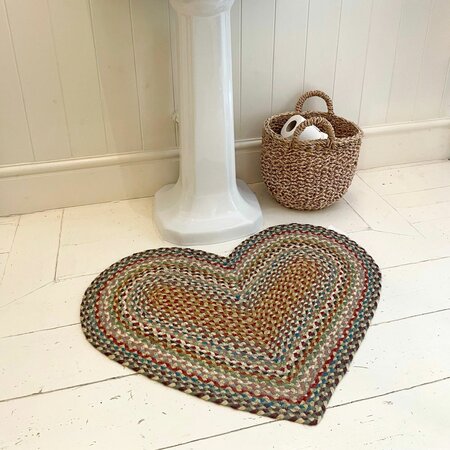 The Braided Rug Company Heart Rug - Carnival