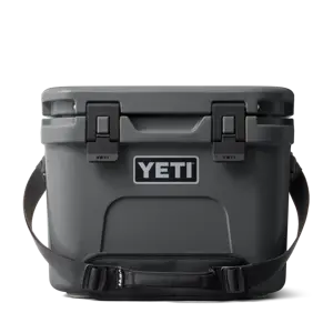 YETI Roadie 15 Cool Box in Charcoal