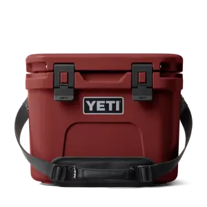 YETI Roadie 15 Cool Box in Stag Red